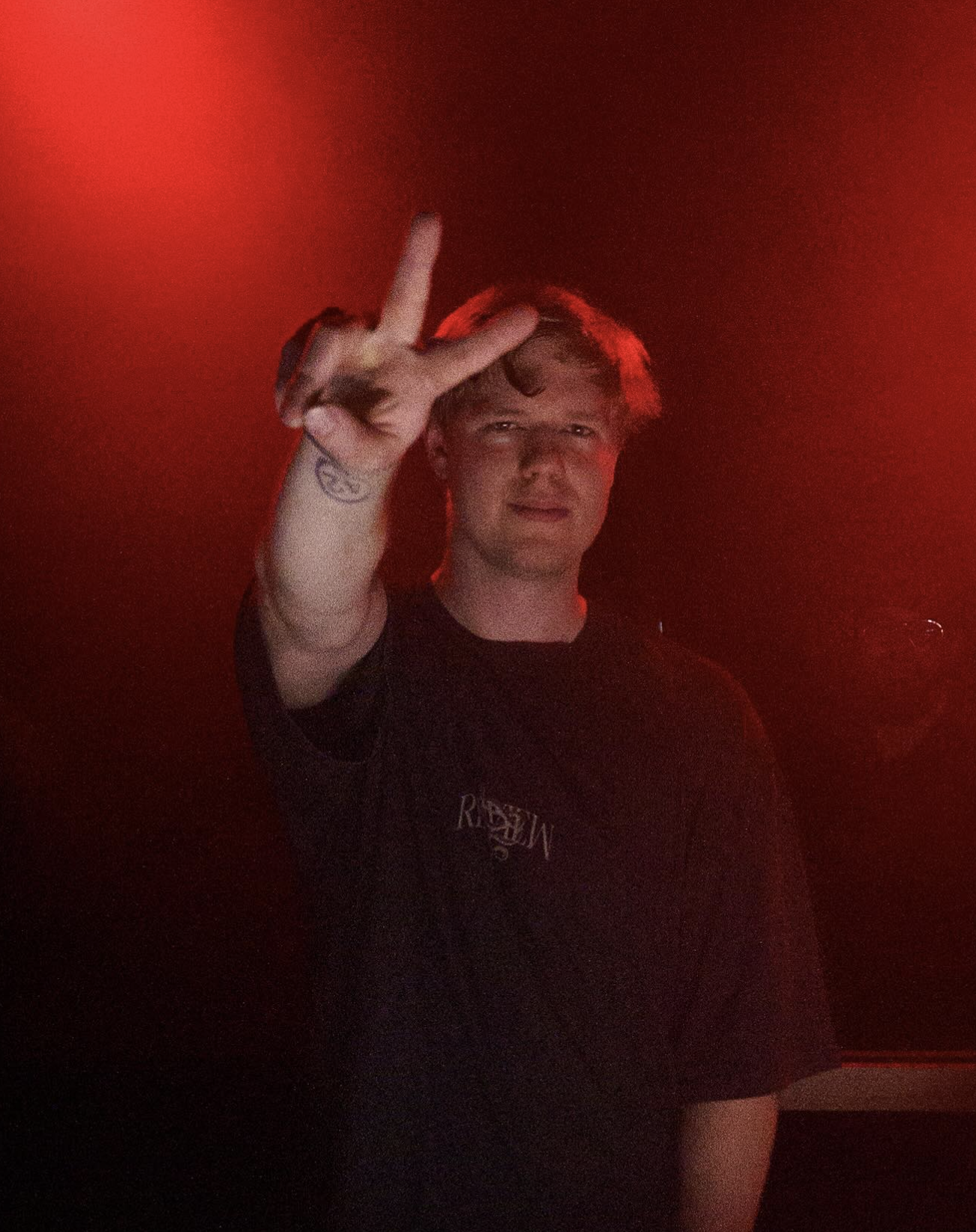 IT LIVES Music Artist